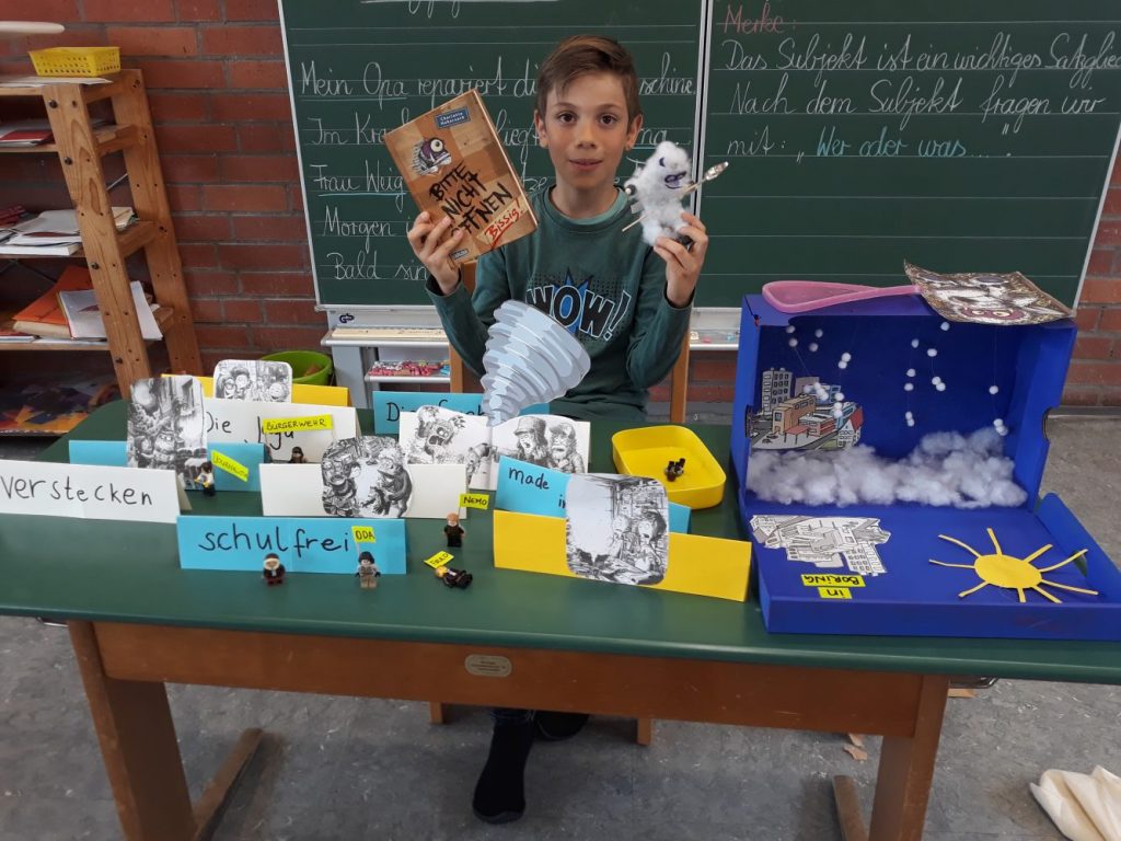 Buchvorstellung mit der Lesekiste - Grund- und Mittelschule Litzendorf